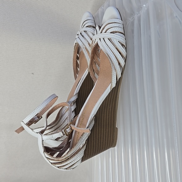 *Gently Used* Montego Bay 6.5 - Picture 4 of 4